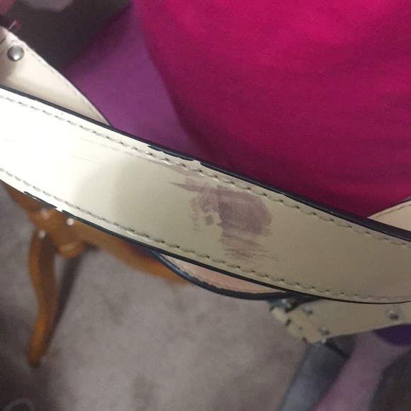 Vintage Unique Flesh toned Guess purse - Picture 8 of 8